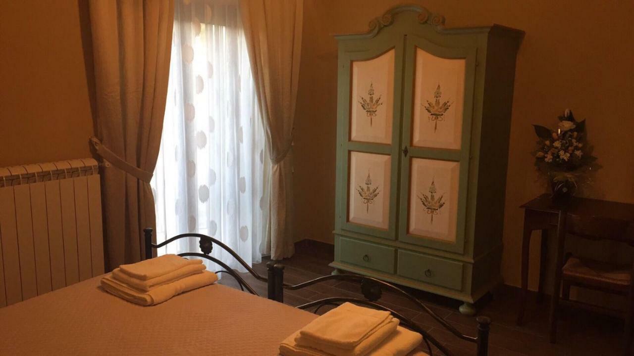 ホテルTenuta Jumara San Lorenzo Maggiore エクステリア 写真
